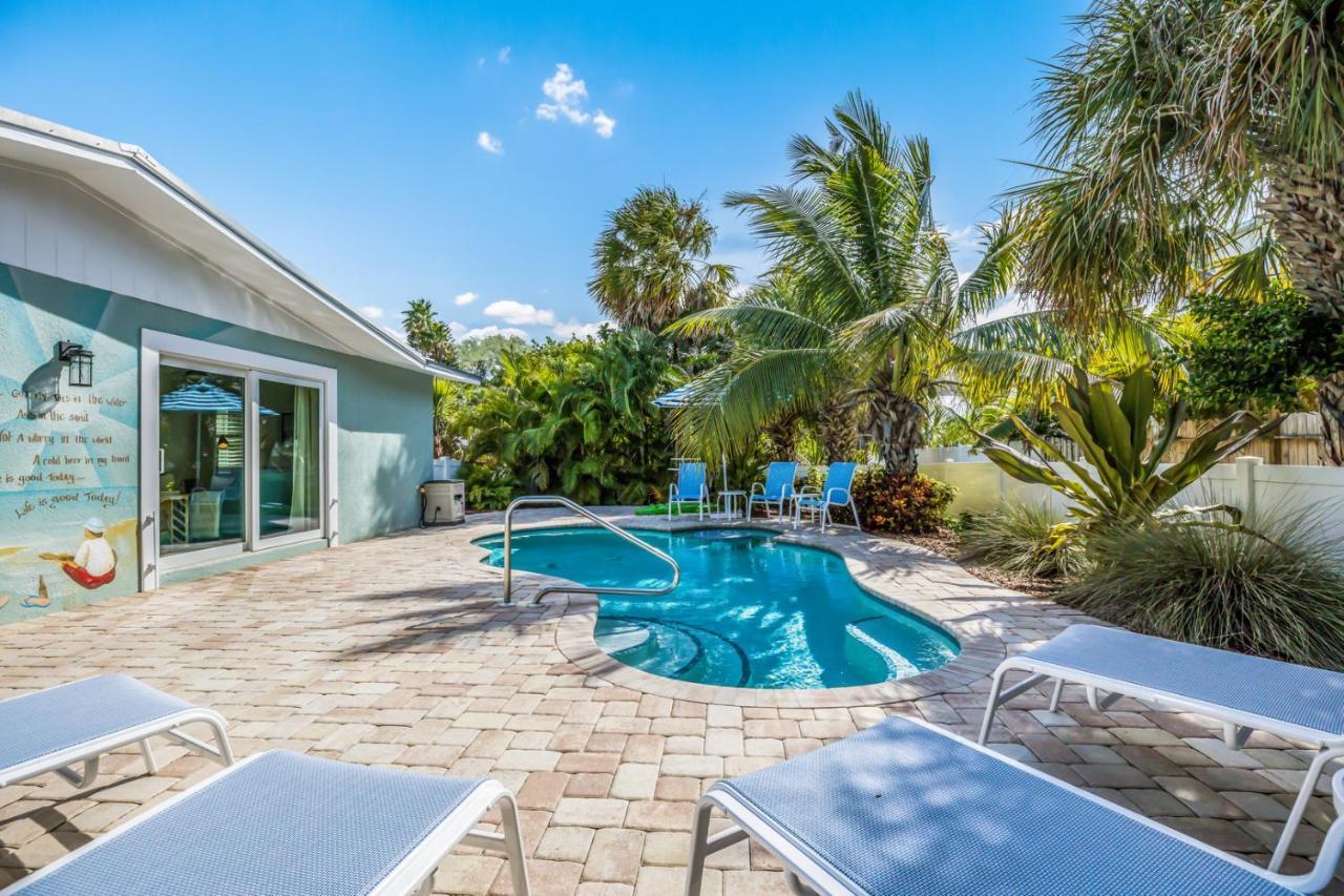 Toes In The Water - 110 Palm Ave Villa Anna Maria Eksteriør billede
